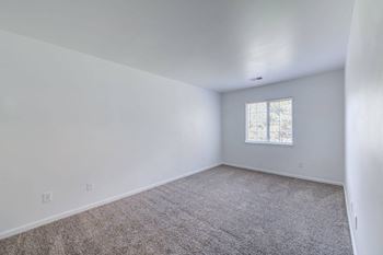 Unfurnished room 